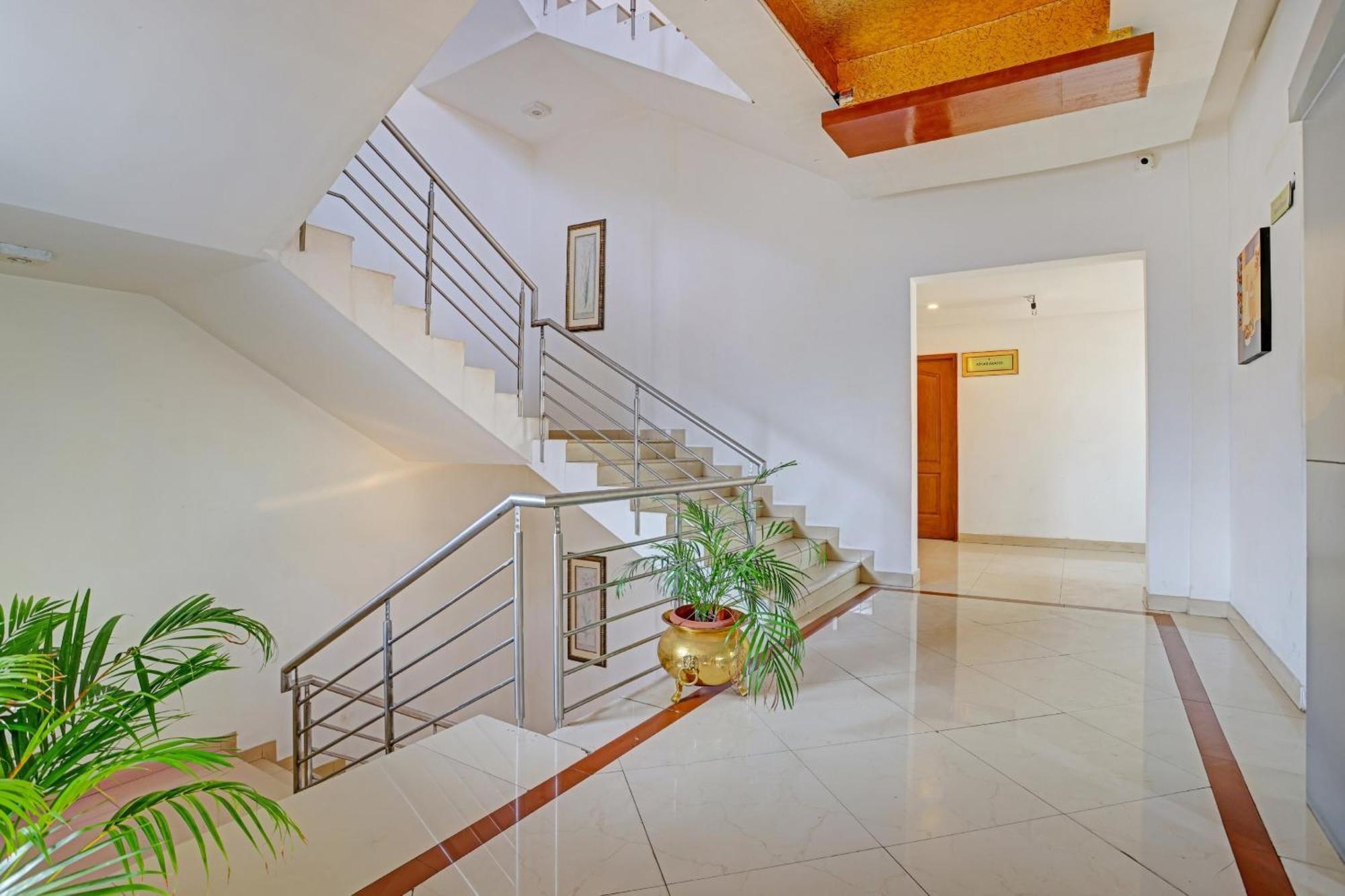Super Collection O Indraprastha Hotel Thiruvananthapuram Exterior photo